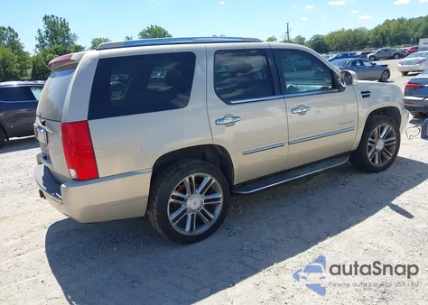 2007 Cadillac Escalade Standard from USA, damaged, VIN 1GYFK63877R207896